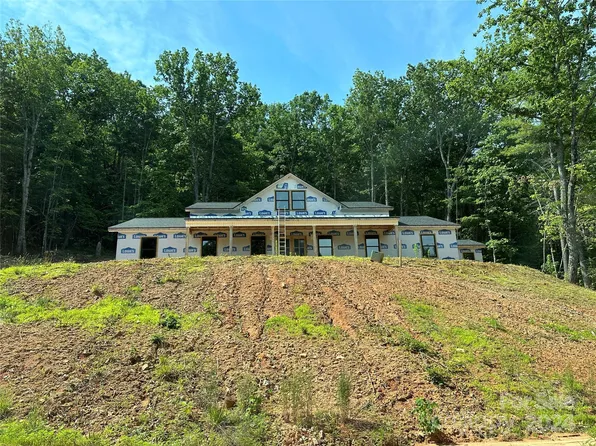 1721 Songbird Ct SE, Lenoir, NC 28645