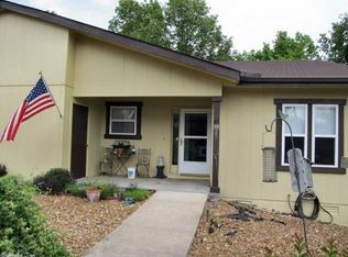 16 Tenkiller Ln, Cherokee Village, AR 72529