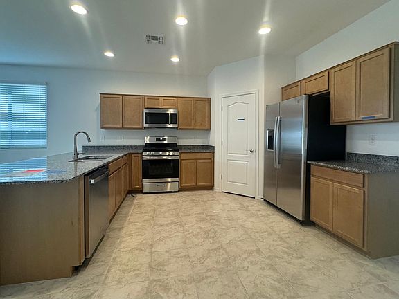 2nd image of 9041 W Georgia Ave