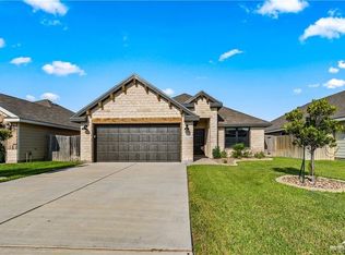 2108 N 27th St, Hidalgo, TX 78557