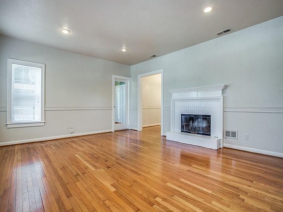 4th image of 10310 Country Club Dr