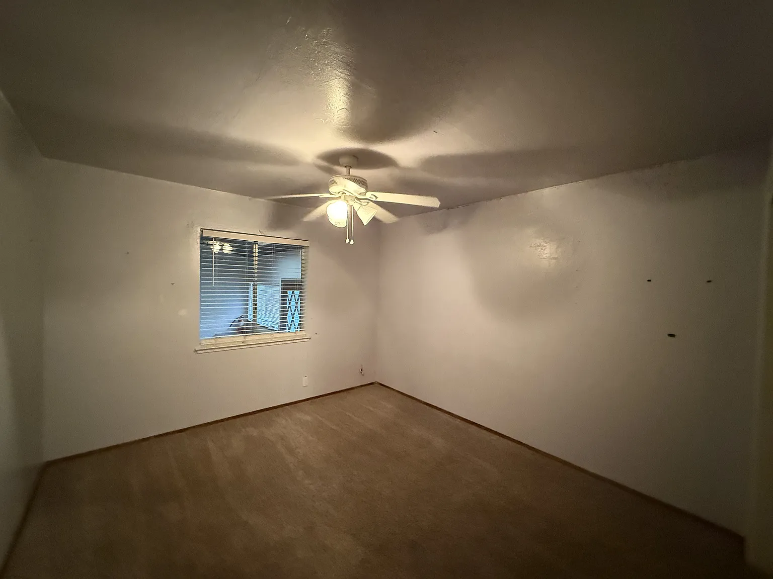 4 bed, $4,000 — Photo 3
