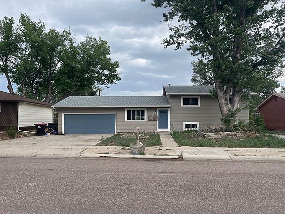 2nd image of 1115 Fosdick Dr