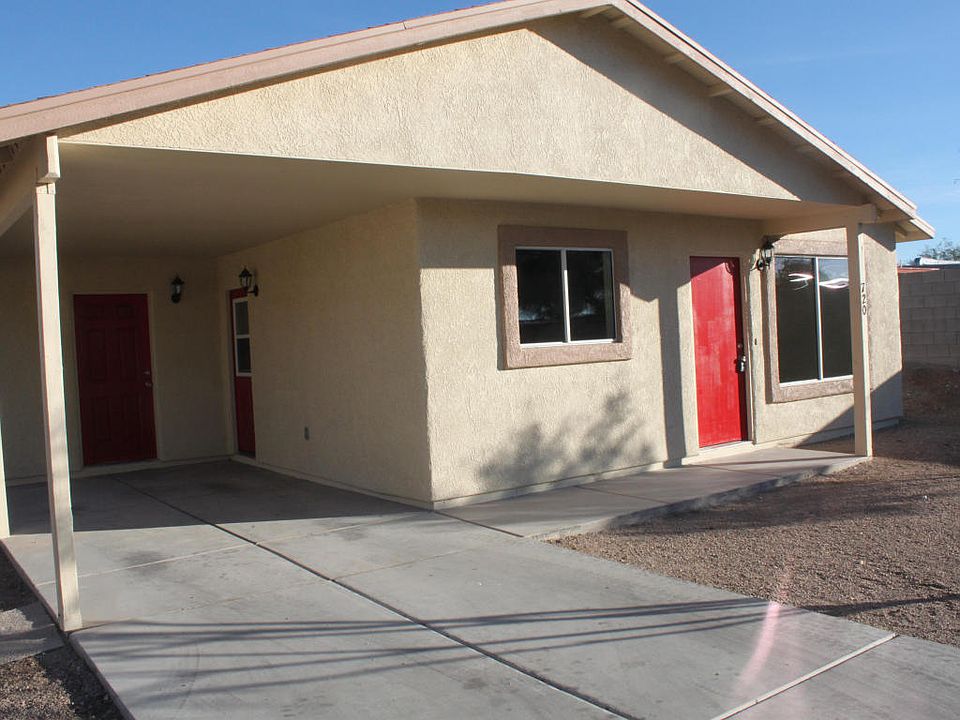 1st image of 720 W Carolchristine Pl