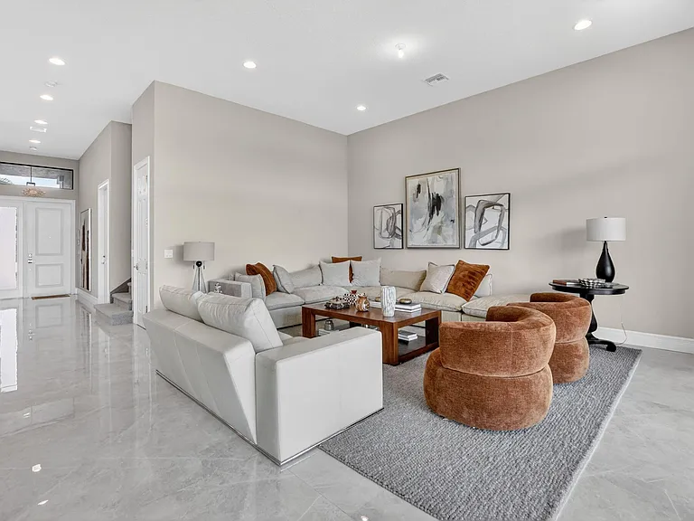 17358 Santaluce Mnr — Photo 10