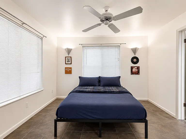2505 Seton Ave — Photo 5