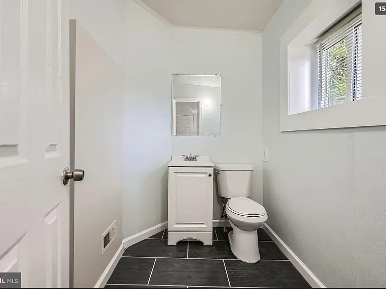 118 N Hilton St — Photo 12