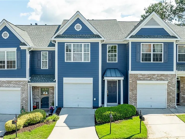 6604 Splashwater Dr — Photo 1