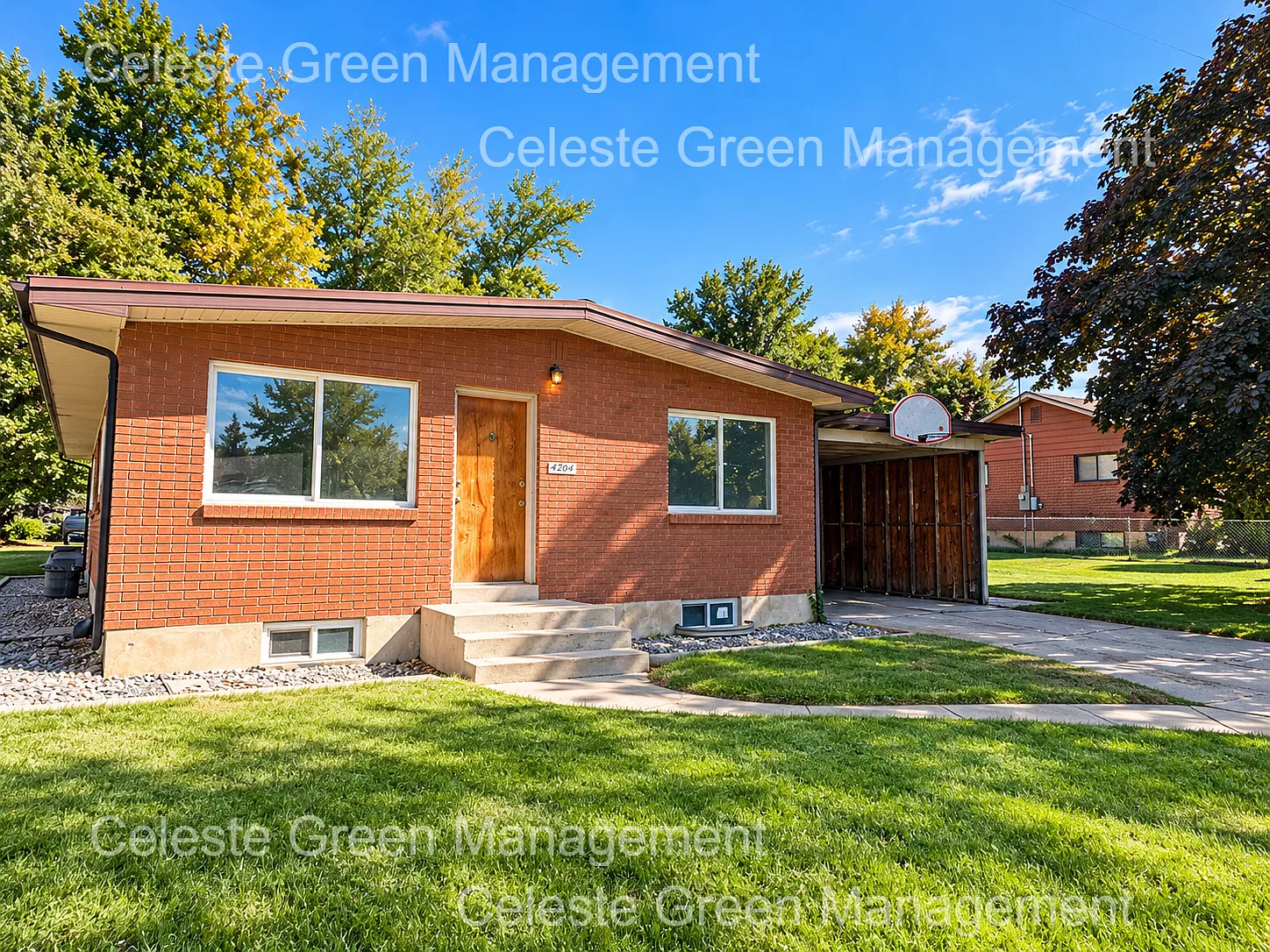 3 bed, 1560 sqft, $1,700 — Photo 1