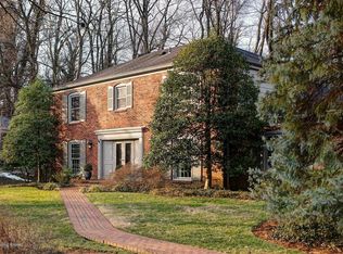 3012 Shallcross Way, Glenview Hills, KY 40222