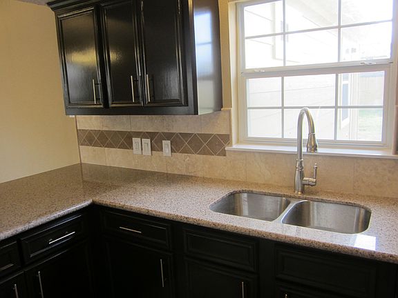 5th image of 2106 Mustang Springs Dr