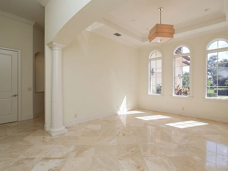 823 Cassena Rd — Photo 58