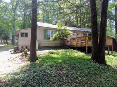 2605 Sprucewood Rd, Pocono Lake, PA, 18347