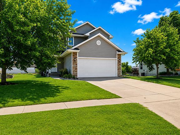 2nd image of 5113 NE Ledgestone Ct