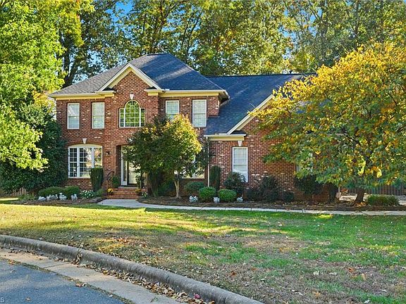 2nd image of 1903 Osterville Ct