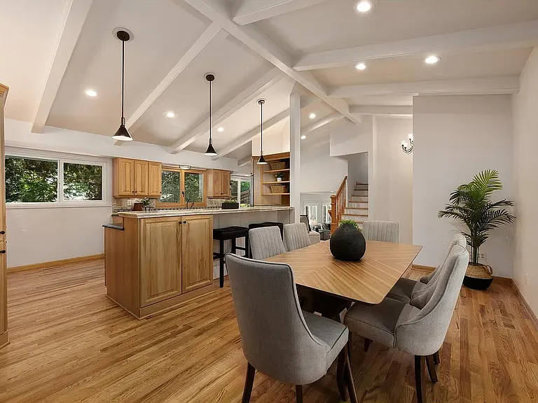 3242 Grovewood Dr — Photo 10