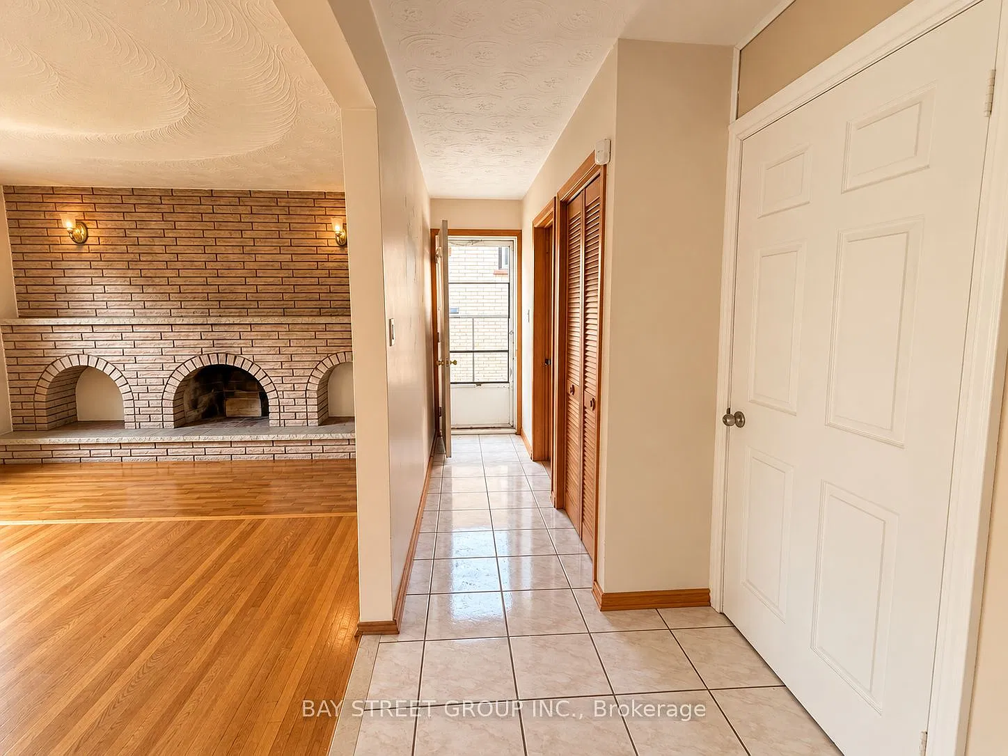 2 bed, $1,800 — Photo 3