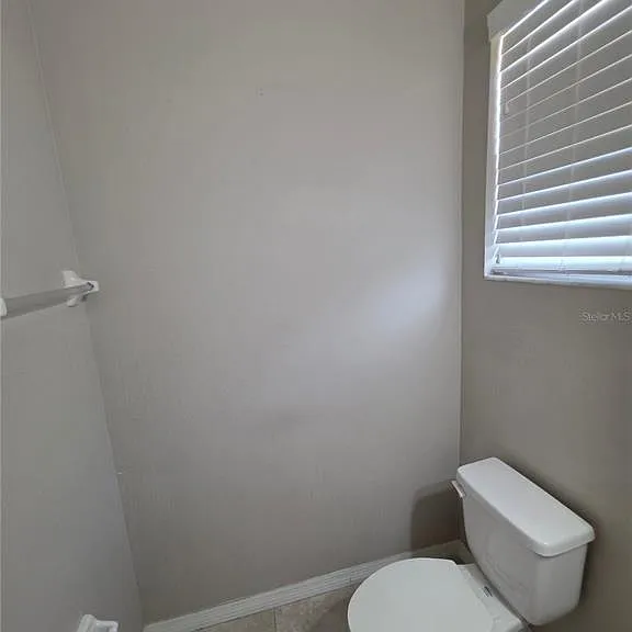 810 Callista Cay Loop — Photo 12
