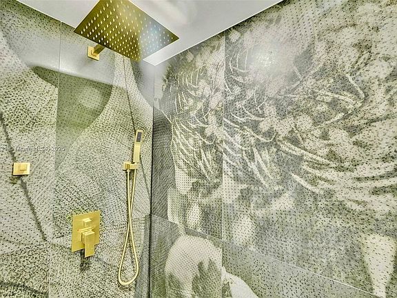 2nd image of 100 Collins Ave #311