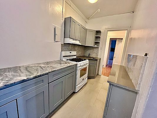 1st image of 228 W 72nd St APT 3F