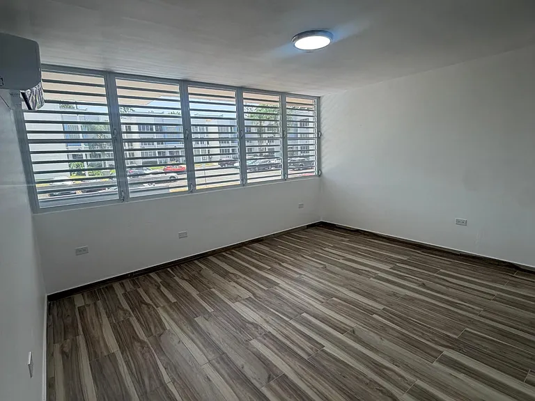 1 Chalets Del Parque #C4 — Photo 14