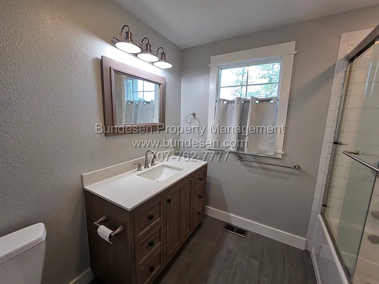 811 Old Adobe Rd — Photo 16