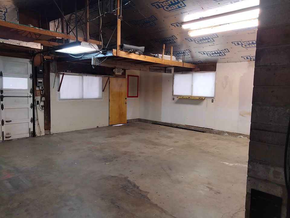 1st image of 2020 S Curtis Rd #1