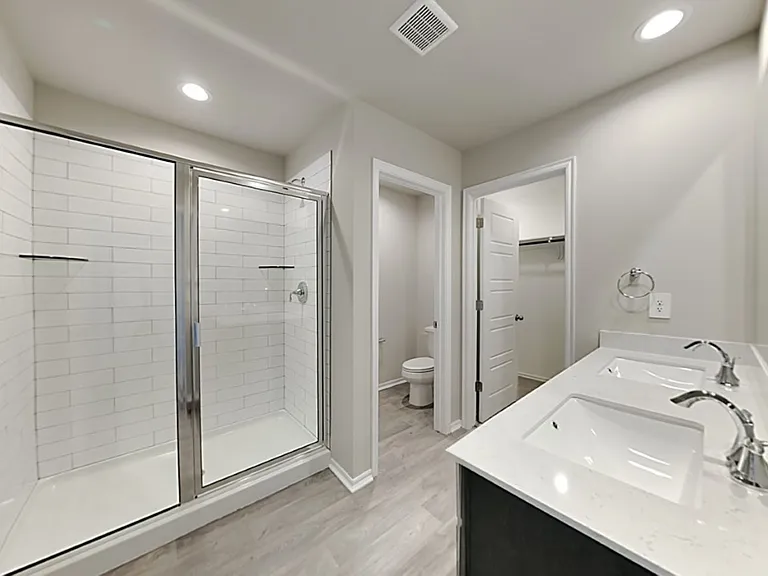 2513 Billie Ln — Photo 8