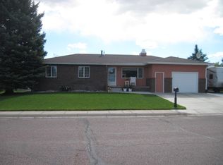 1645 Beverly Blvd, Gering, NE 69341