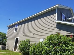 23213 & 15 High Point St, Hempstead, TX 77445