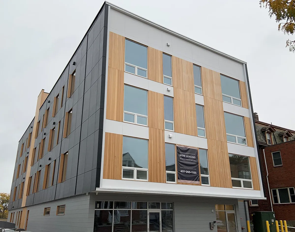 Building Photo - 225 Waterman St #101