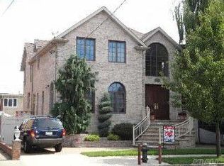 16353 84th St, Howard Beach, NY 11414