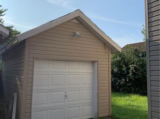 806 Bellflower Ave SW, Canton, OH 44710