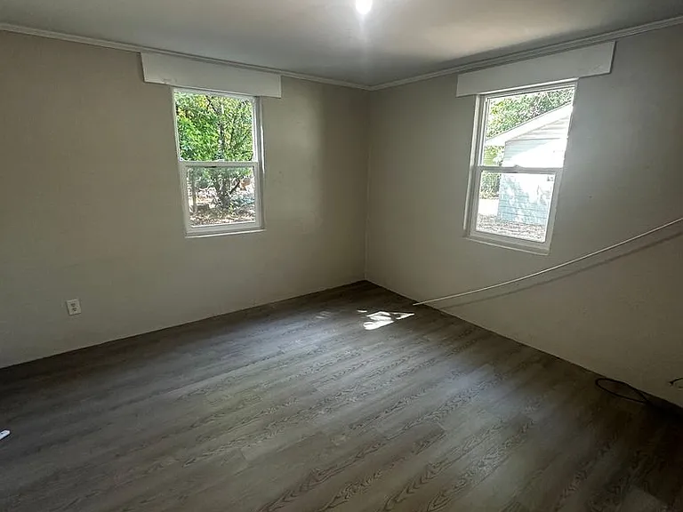 614C North St — Photo 5