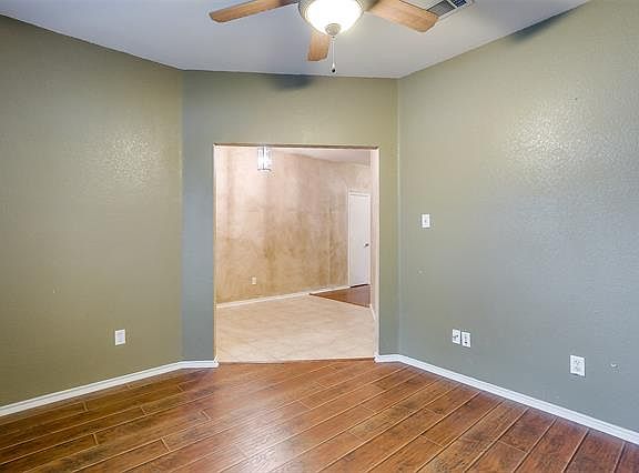 5th image of 1128 Hearthstone Dr