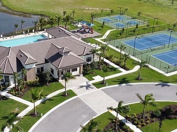 4th image of 14031 Oviedo Pl