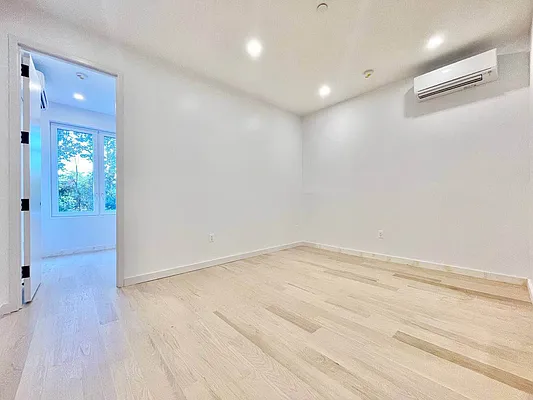 Rented by Doorway NYC, LLC | media 9