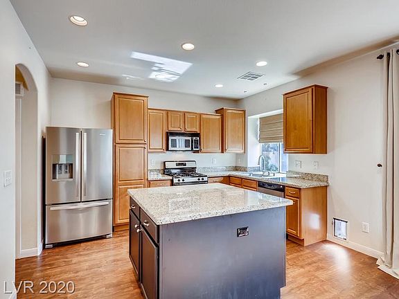 2nd image of 10417 Mulvaney Cir