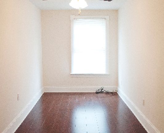 3rd image of 704 W Clay St #704WCLAY