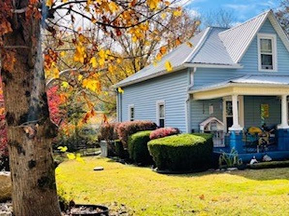 34 Lancaster Cir, Lancaster, TN 38569