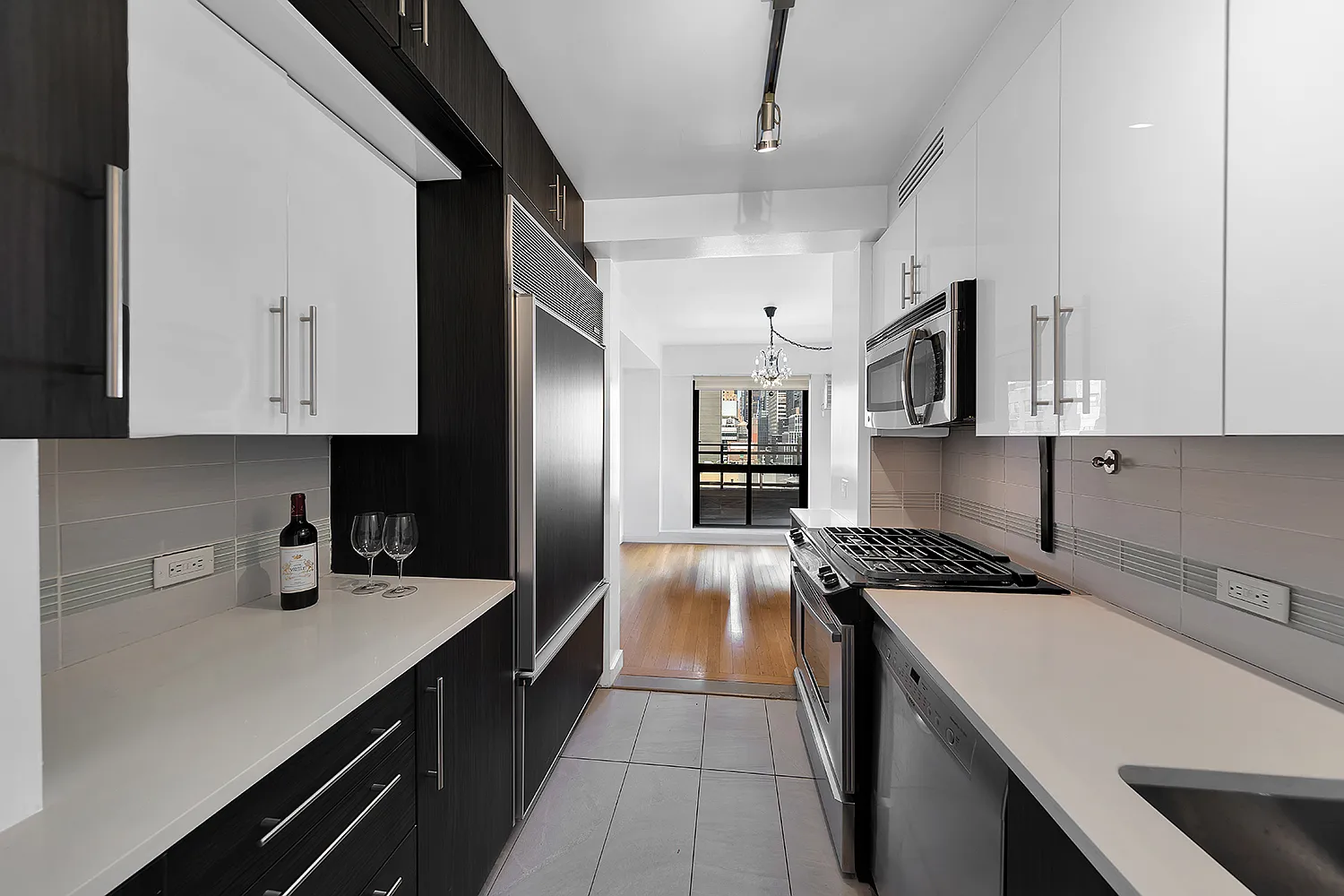 300 East 51st Street — Photo 4