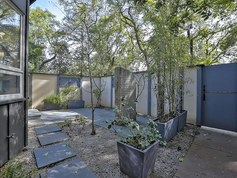 zen garden/outdoor shower