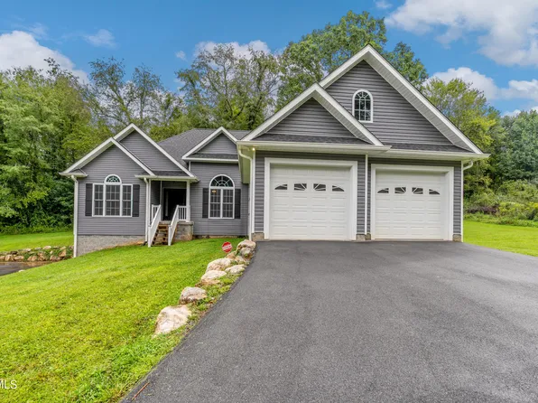 1161 Laurel Rd, Mountain City, TN 37683