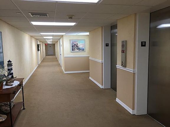 10th floor hallway