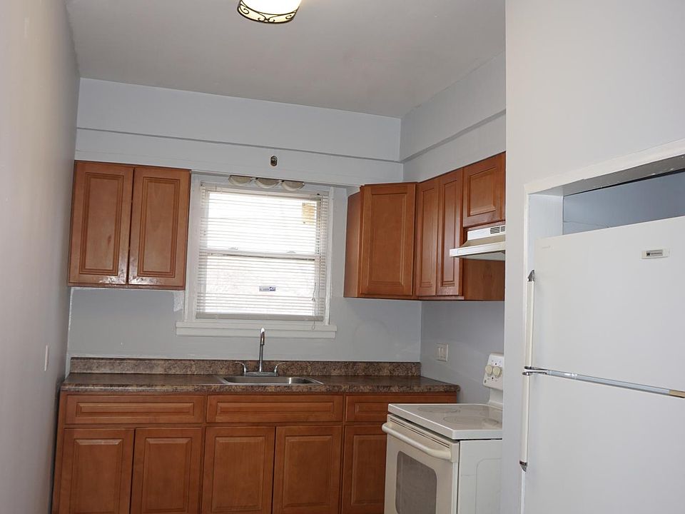 1st image of 293-299 Parker St