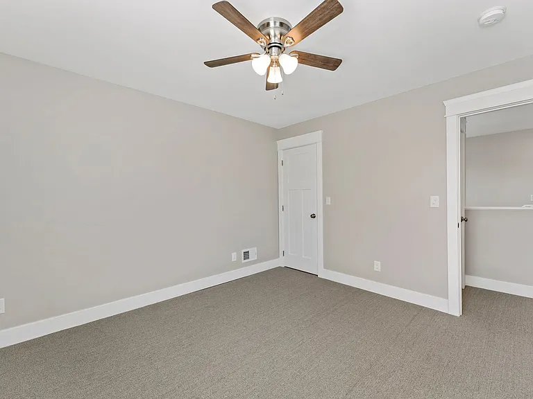 1841 Chessland St — Photo 29