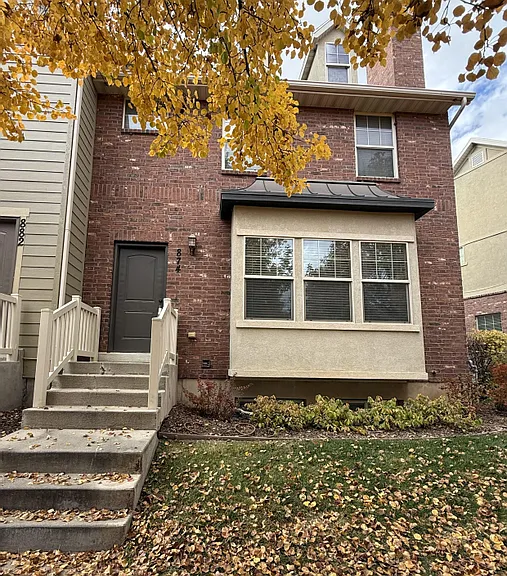 Townhome entryway