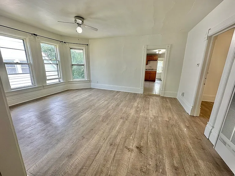 153A Brockway Ave — Photo 3