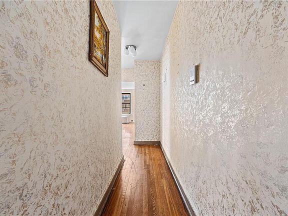 4th image of 3145 Brighton 4th St APT 607