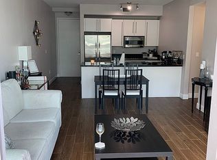 1111 SW 1st Ave PENTHOUSE 3915, Miami, FL 33130